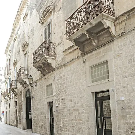 Hostelbeltrani Хостел *