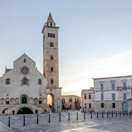 Hostelbeltrani Трани