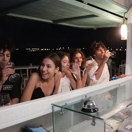Hostelbeltrani Хостел *