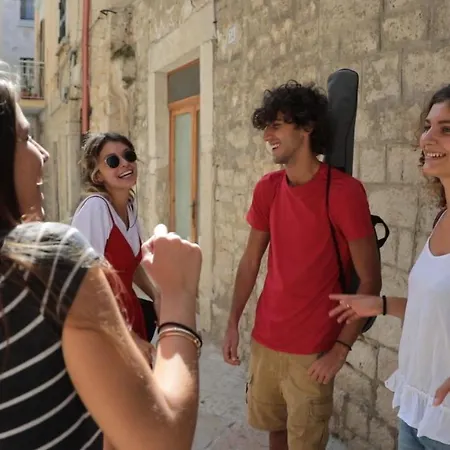 Hostelbeltrani Hostel